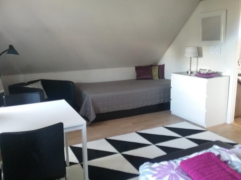 Svalegaarden Guesthouse Særslev Extérieur photo